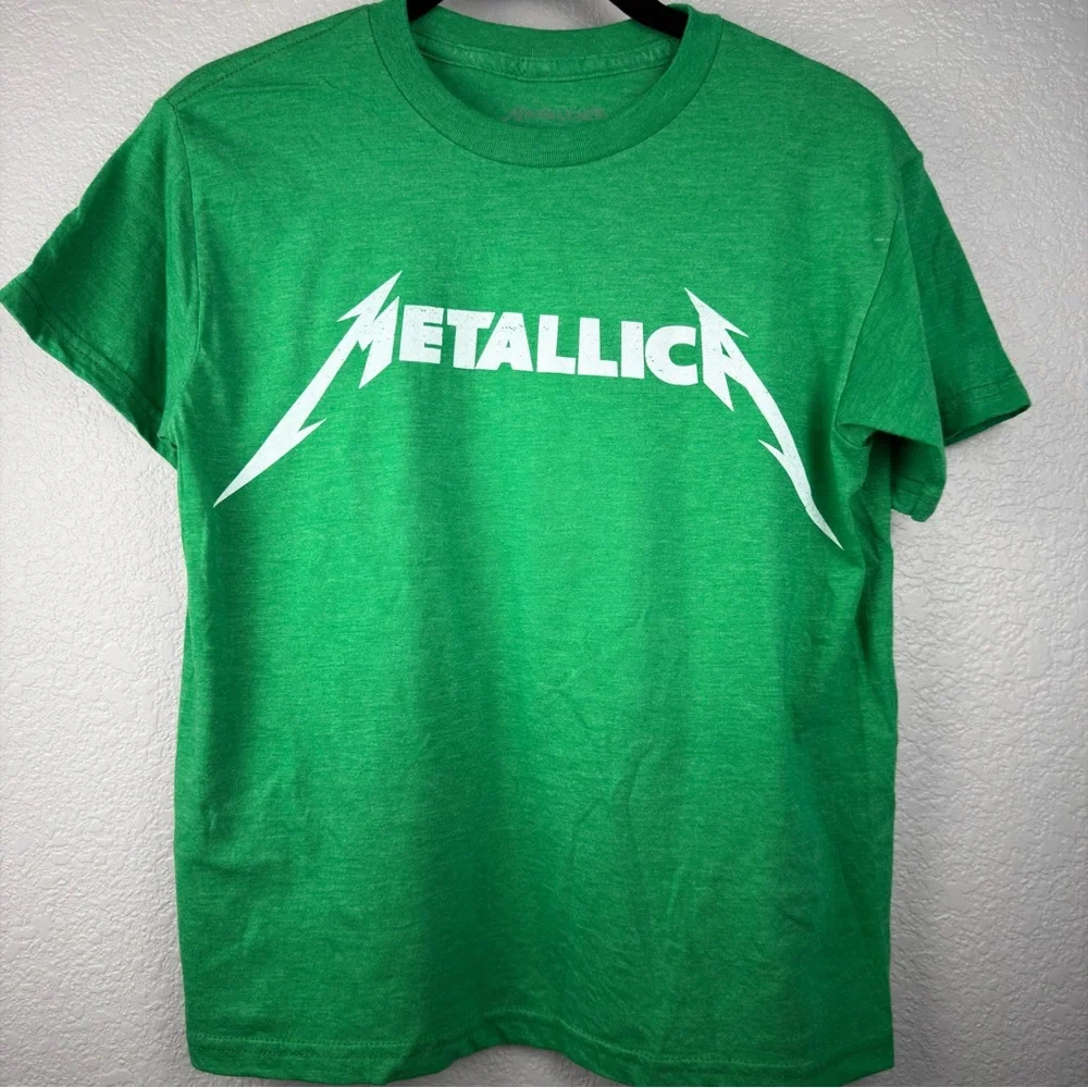 NWOT Metallica Rock 80’s Band tshirt- Green Short Sleeve, unisex Small